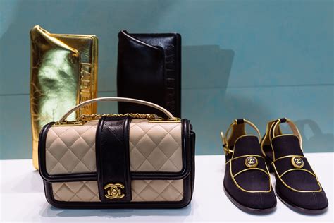 chanel 2015 accessories|chanel accessories website.